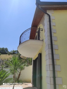 Villa 7 locali di 150 m² in Montesilvano