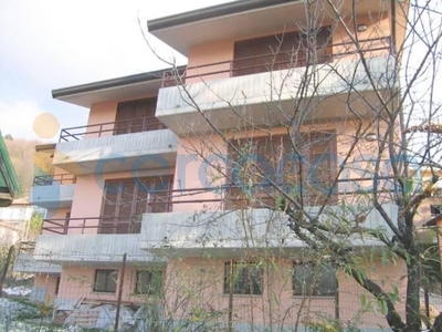 Villa a schiera di nuova Costruzione in vendita a Brunate