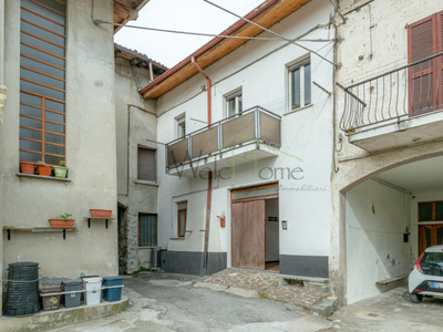 Villa a Schiera in vendita a Albese con Cassano - Zona: Albese Con Cassano - Centro