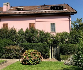 Villa a schiera in Via Settimo Milanese - Milano