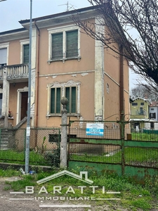 Villa Bifamiliare in vendita a Suzzara