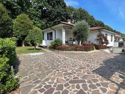 Villa in vendita a Basiano