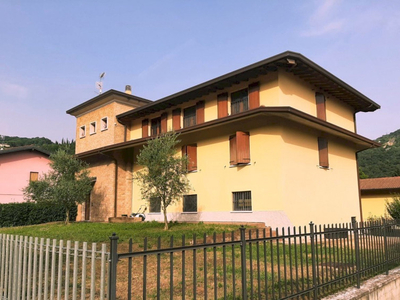 Villa in vendita a Botticino