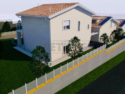 Villa in Vendita a Catanzaro, 249'000€, 155 m²