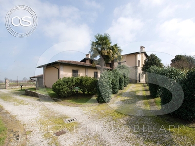 Villa in vendita a Offlaga - Zona: Cignano