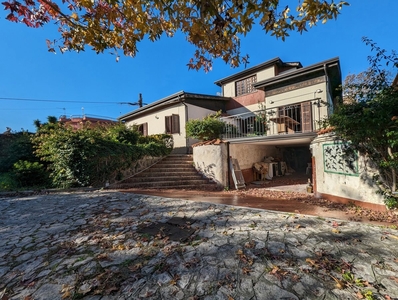 Villa in Via Scalandrone, 00, Bacoli (NA)