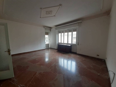 Appartamento in vendita a Terni via Raffaello Sanzio