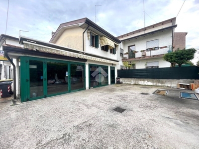 Casa Indipendente in vendita a Padova via delle Granze, 17
