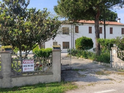 Casa Indipendente in vendita ad Adria sp61