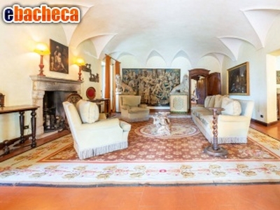 Villa a Biella di 1800 mq