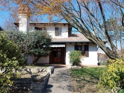 Villa Bifamiliare in in vendita da privato a Salzano via Salvador Allende, 12