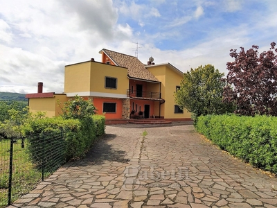Villa con giardino a Campobasso