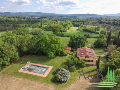 Villa in vendita a Terranuova Bracciolini campogialli