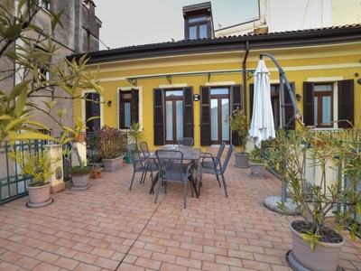 Villa in vendita a Verona via Giovanni Zambelli, 20