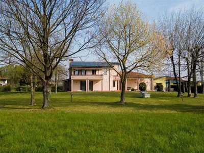 Villa in vendita ad Annone Veneto via Girardini, 1