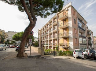 Appartamento in Affitto a Messina Viale Principe Umberto