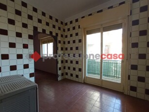 Appartamento in Vendita a Catania, 185'000€, 150 m²