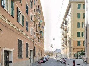 Appartamento in Vendita in Via Passo Buole 5 a Genova