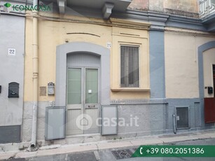 Appartamento in Vendita in Via UGO FOSCOLO 24 a Bari