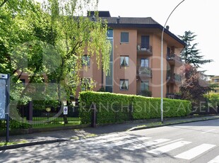 Appartamento in Via Puglia, 6, Monza (MB)