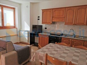 Appartamento Trilocale in affitto in Via Alpini, 26, Caspoggio