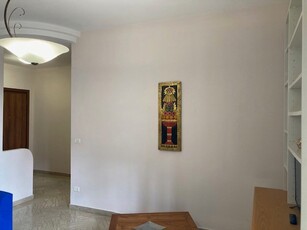 Bilocale in Affitto a Brindisi, 600€, 70 m², arredato