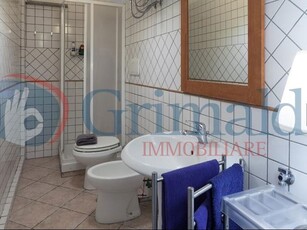 Bilocale in Affitto a Roma, 2'900€, 45 m², arredato