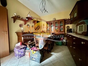 Bilocale in Vendita a Siracusa, zona Tica, 40'000€, 45 m²