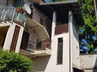 Casa indipendente in vendita a Pombia