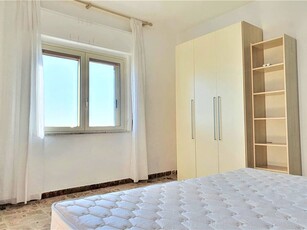 Casa Semi Indipendente in Affitto a Catanzaro, zona Lungomare, 230€, 110 m², arredato