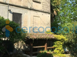 Casa singola in vendita in Via Roma, Ziano Piacentino