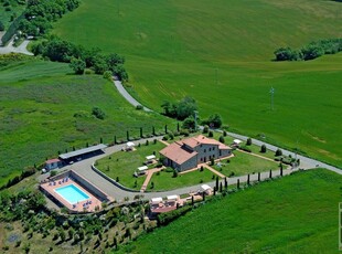 Colonica in vendita a Pignano - Volterra