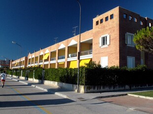 Duplex 5 locali di 100 m² a Cupra Marittima