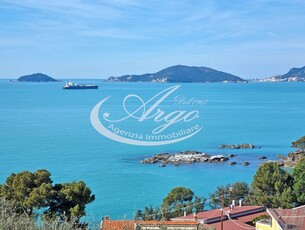 Lerici - ZONA Tellaro AFFITTASI APPARTAMENTO COMPLETAMENTE ARREDATO CON GIARDINO PRIVATO