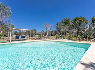 Masseria Le Palmentelle Pool And Garden - Happy Rentals