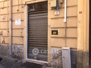 Negozio/Locale commerciale in Vendita in Via Giuseppe Martucci 26 a Napoli