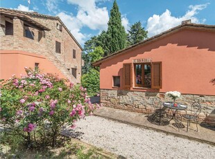 Oasi ariosa: Letto per bambini, piscina e parcheggio