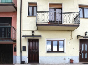 Palazzo / Stabile 6 locali di 118 m² a Montecopiolo