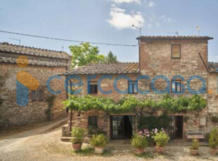 Porzione di antico casale in pietra nel Chianti Senese