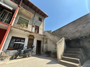 Porzione di casa di 135 mq a Oleggio