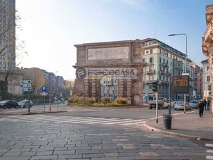 Quadrilocale in Vendita a Milano, zona Porta Romana, 1'150'000€, 130 m²