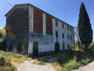 Rustico casale in vendita in Valgiano, Capannori
