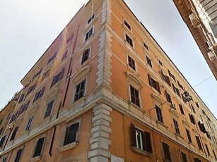 Trilocale in Affitto a Roma, 1'750€, 120 m², arredato