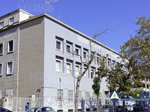 Ufficio in Vendita a Latina, 510'000€, 413 m²