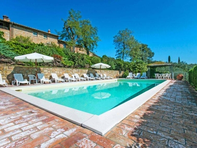 Piacevole casa a Montaione con piscina, giardino e barbecue