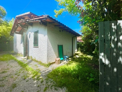 villa indipendente in vendita a Forte dei Marmi