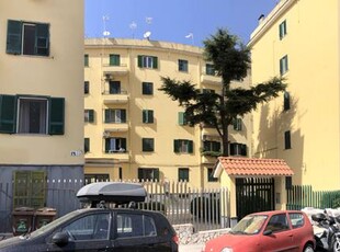 Appartamento arredato in affitto in via s. giovanni battista della salle, Napoli
