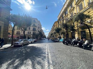 Appartamento in affitto a Napoli