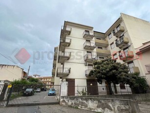 Appartamento in Vendita ad Barcellona Pozzo di Gotto - 55000 Euro