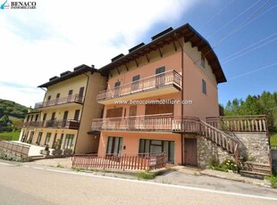 Appartamento in Vendita ad San Zeno di Montagna - 80000 Euro